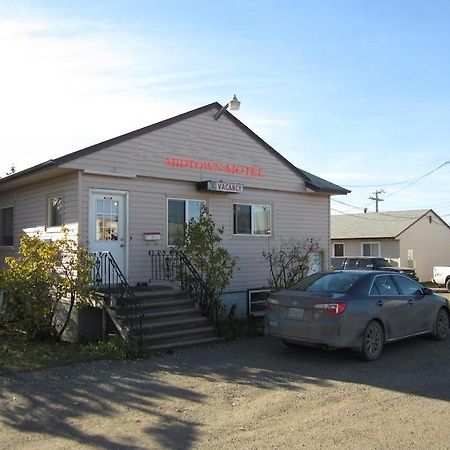 Midtown Motel On Alaska Ave Досон-Крик Экстерьер фото